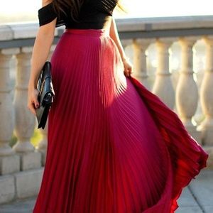 NWT Blaque Label Pleated Magenta Maxi Skirt Sm